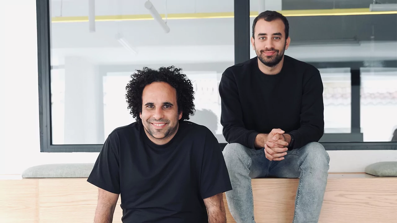 Thndr-يلا-ستارت-اب