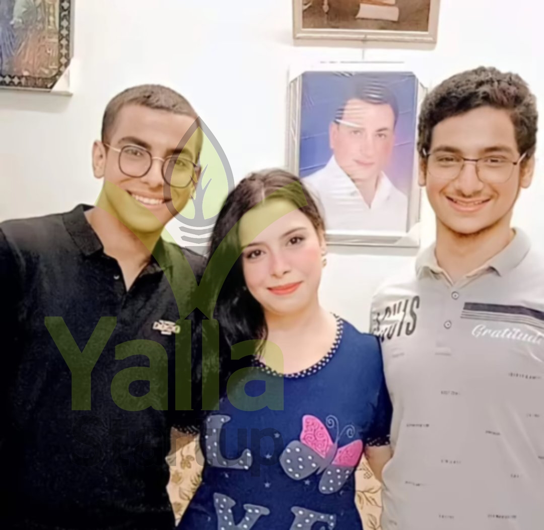 من-رحم-يالمعاناة-لا-ستارت-اب