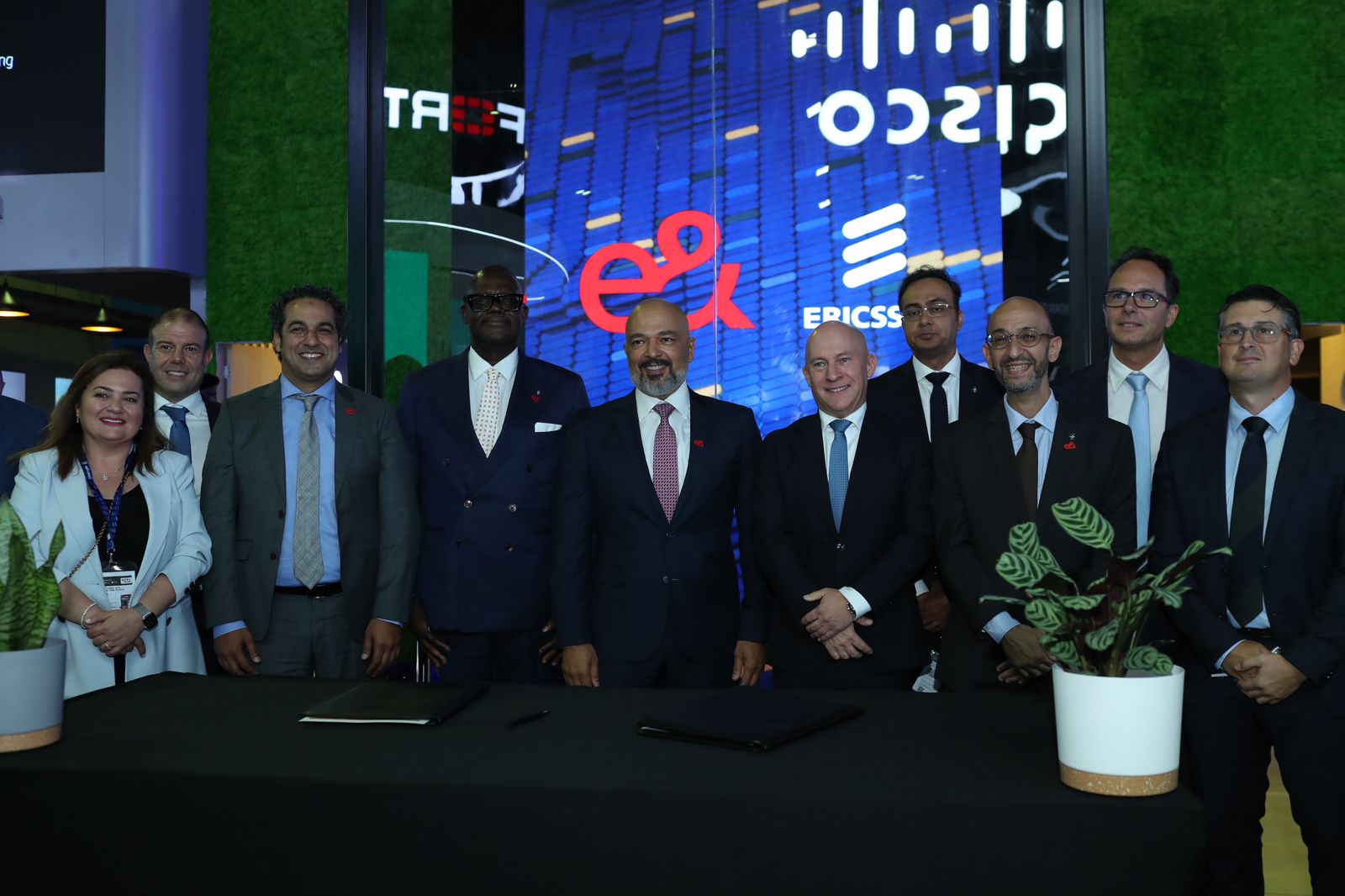 إي-آند-يلا-ستارت-اب