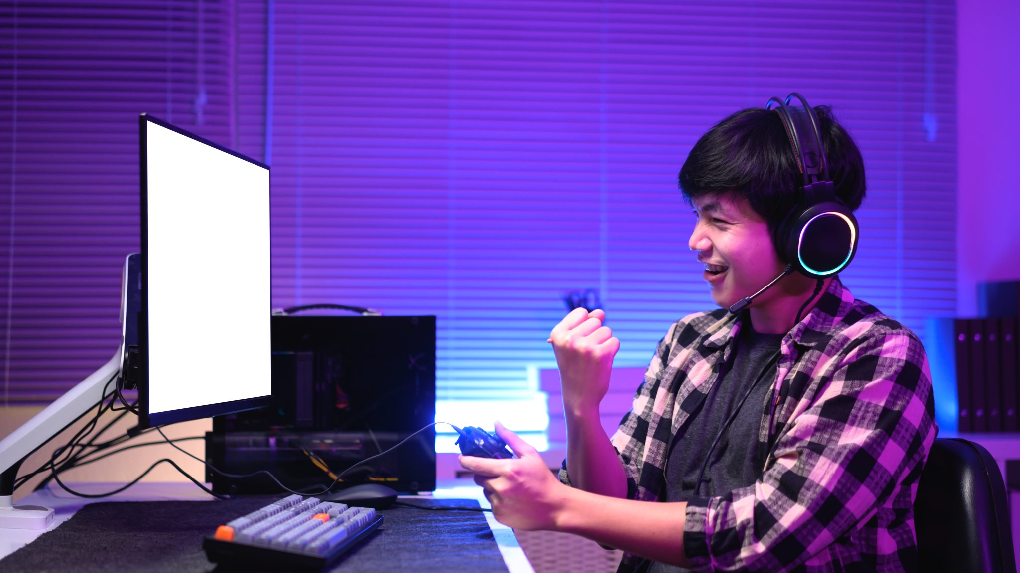 عربة ألعاب الفيديو المتنقلة.. فرصة استثمارية واعدة تستفيد من طفرة الترفيه الرقمي وتغير أنماط الاستهلاك