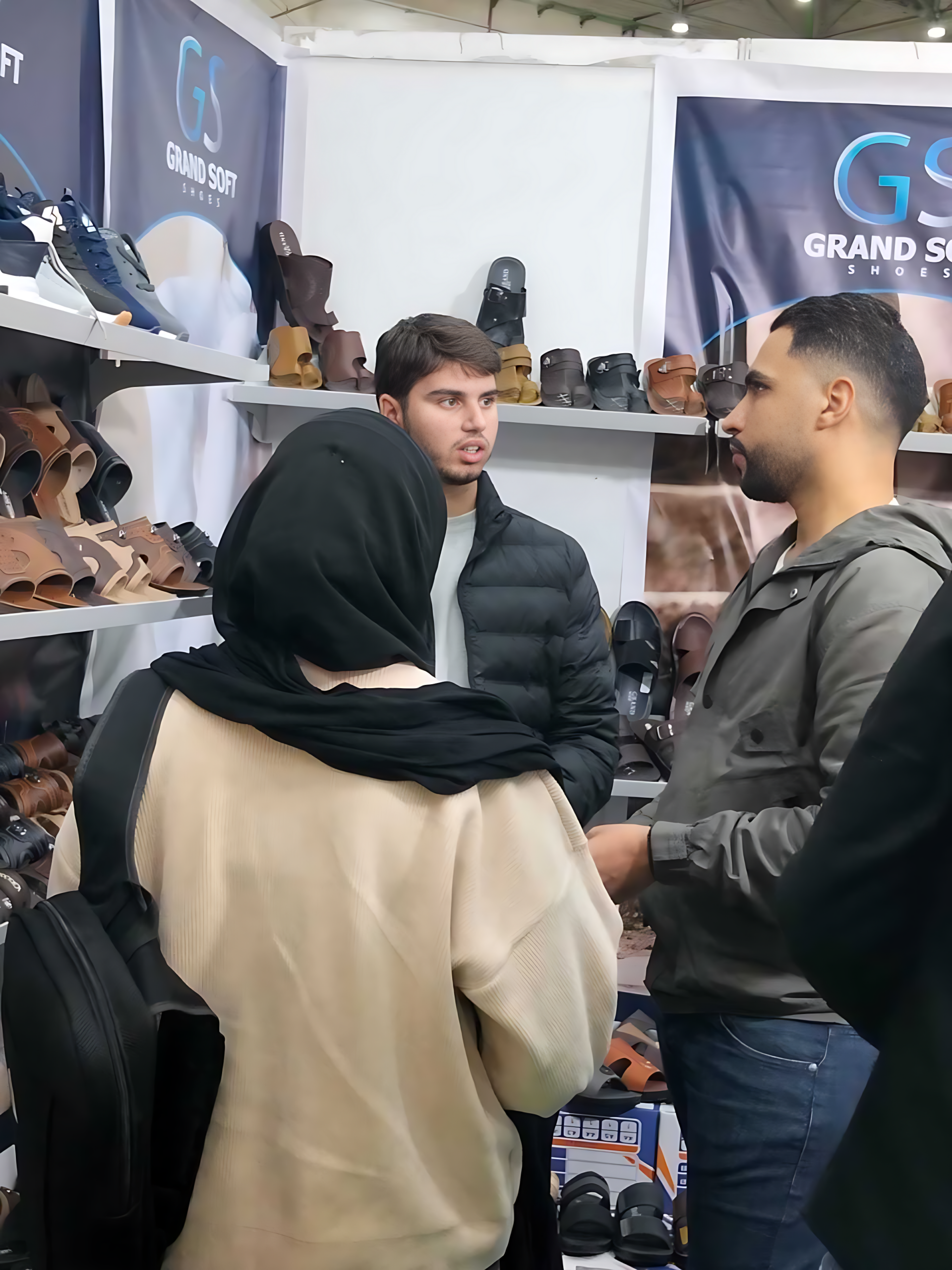 جراند-يلا-ستارت-اب