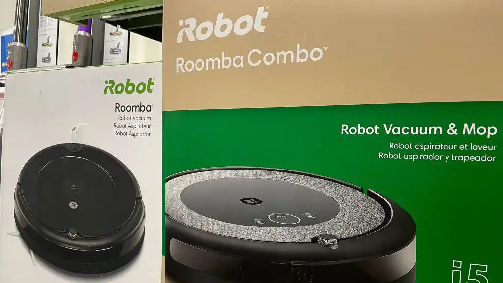 «iRobot» تحت ضغط الرسوم الجمركية والمنافسة الصينية.. هل كانت سياسات ترامب التجارية الشرارة التي عجلت بإفلاس صانعة المكانس الذكية «Roomba»؟