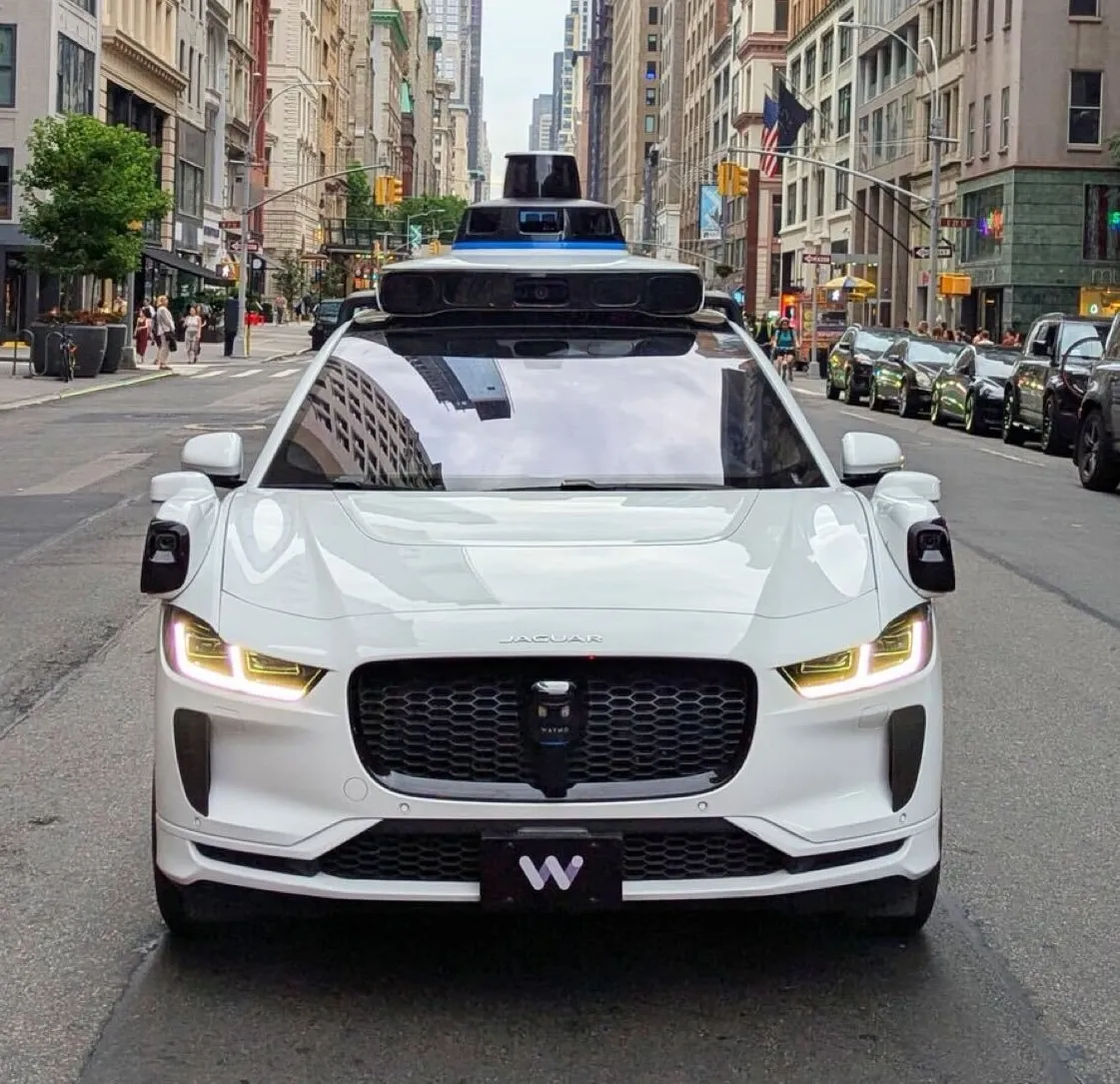 Waymo Details the Factors Behind Its Robotaxis Stalling During San Francisco’s Power Outage