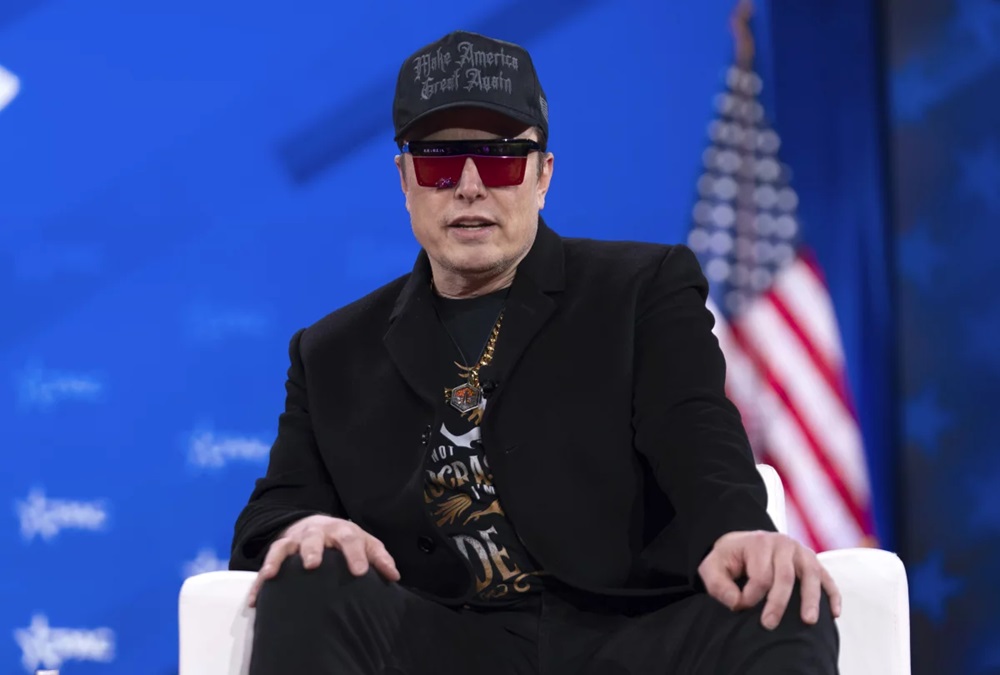 إيلون ماسك يفتح خوارزميات «إكس» للعامة خلال أسبوع