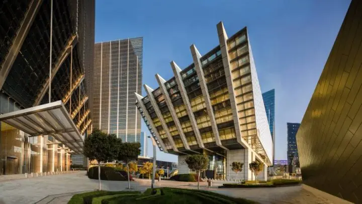 استحواذ «أسينتيوم» على «كلارا» يعزز خدمات الشركات داخل المراكز المالية الإقليمية